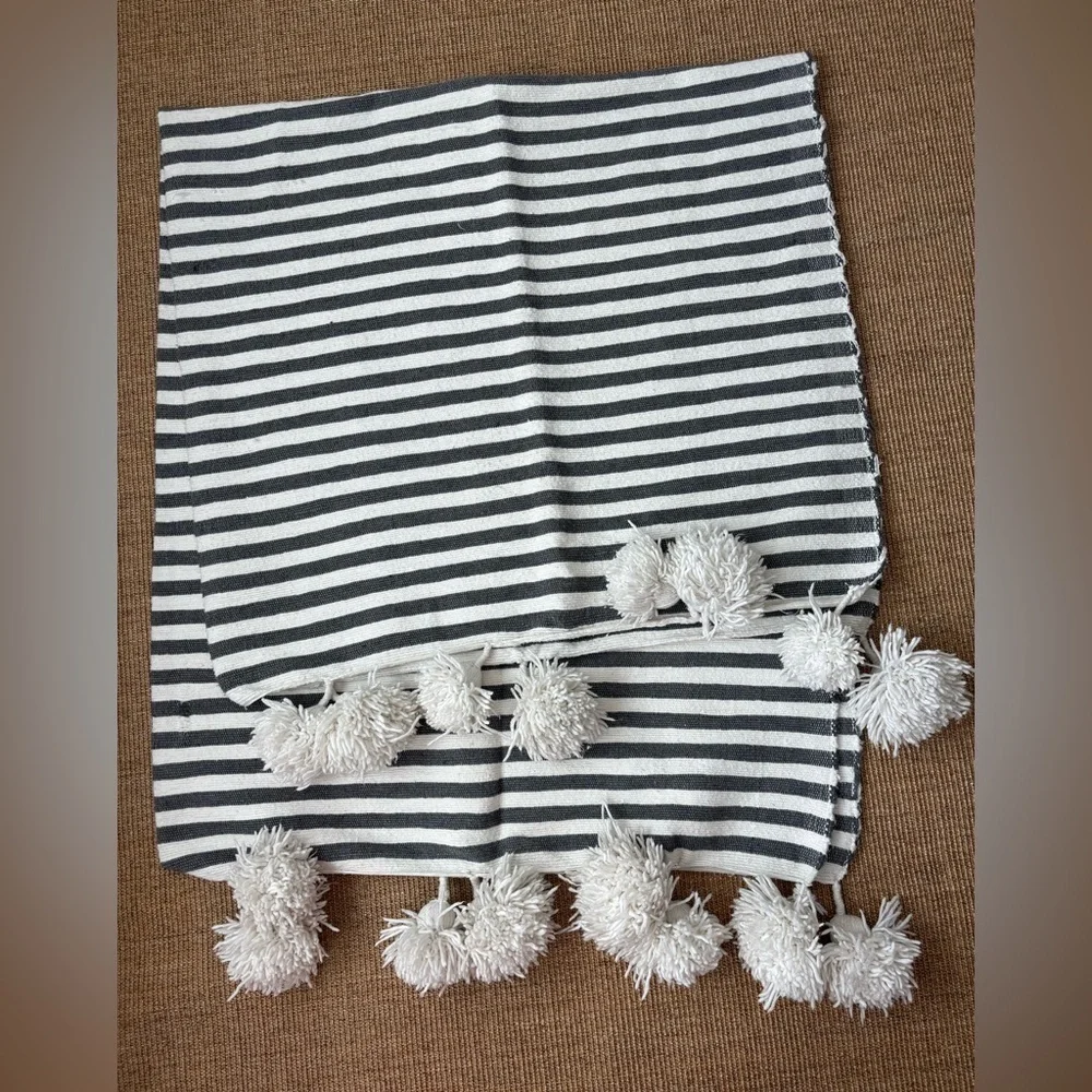 Handwoven Moroccan Soft Blanket with Pom Poms and Tassels - Boho Throw Blanket